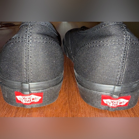Vans Authentic Low-Top Shoes - Picture 6 of 8